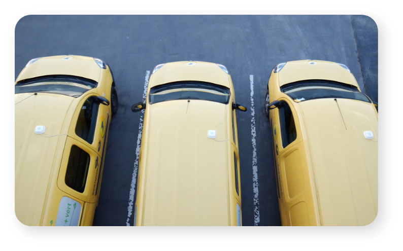 air quality sensor on la poste's cars